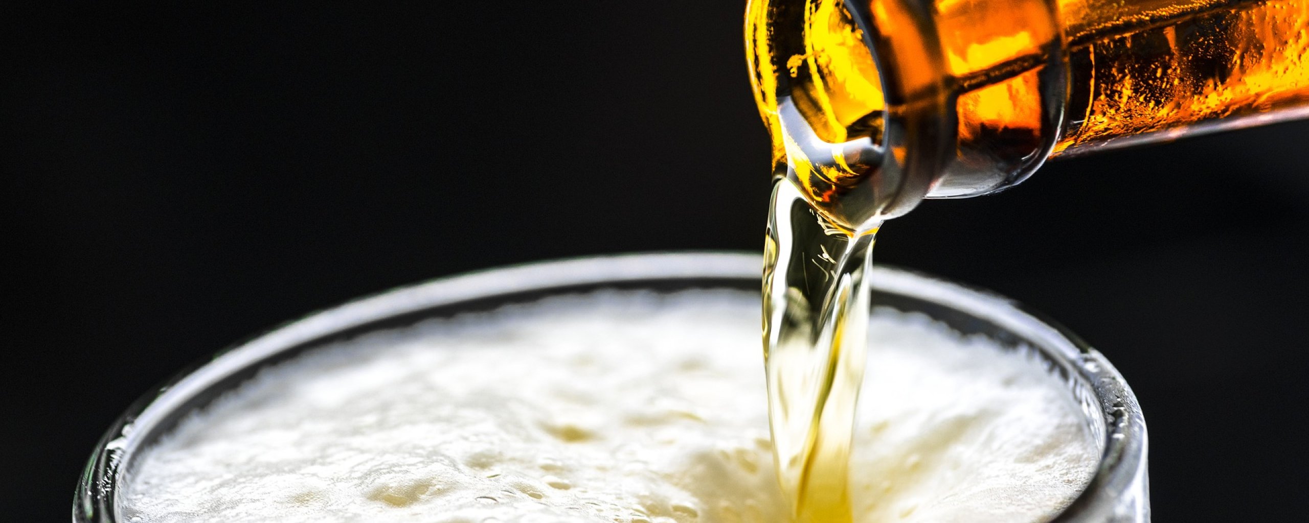 27 pogingen tot alcohol aankoop in sportkantines